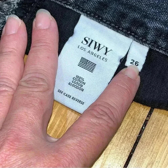 SIWY Avery hi rise black denim button fly distressed shorts - Picture 7 of 10